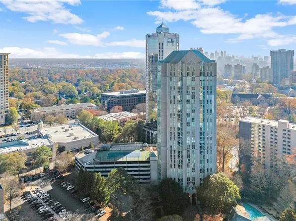 2870 Pharr Court South NW APT 2210, Atlanta, GA 30305
