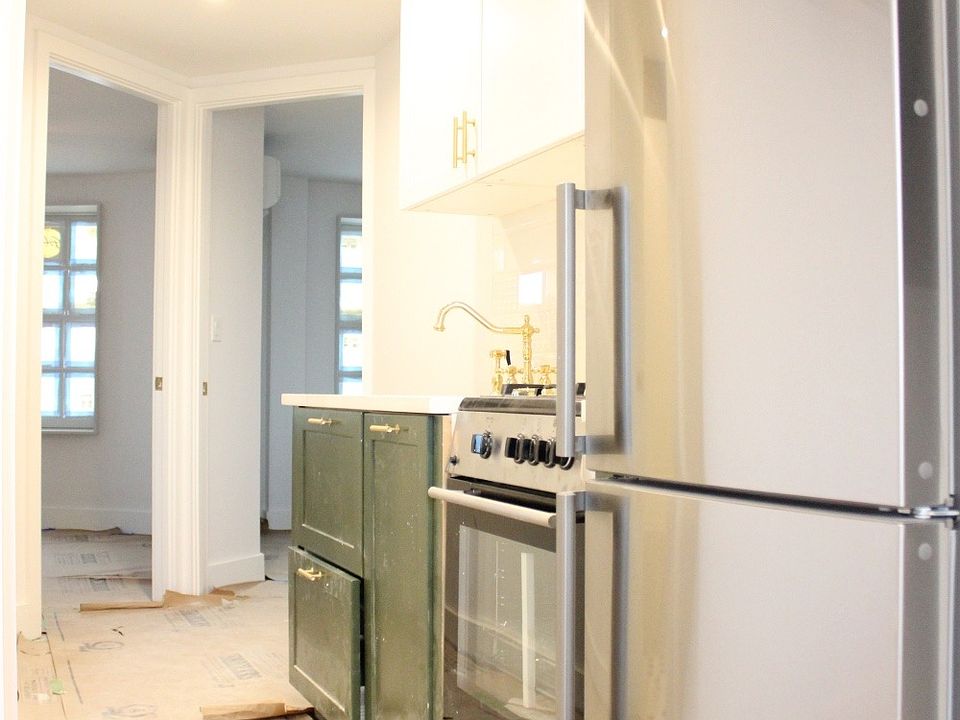 1st image of 473 Park Pl #419