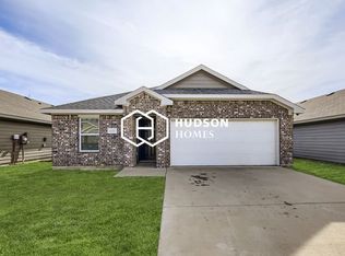 466 Bobbie St, Mabank, TX 75147