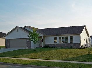 545 Lexington Dr, Oregon, WI 53575