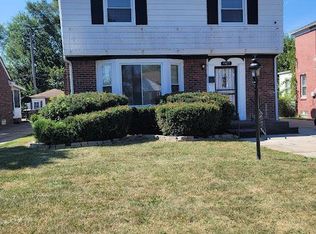 19477 Stansbury St, Detroit, MI 48235