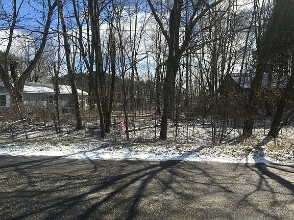 Lot 197 from Navaho Trail