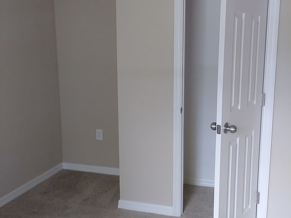 4th image of 2735 Tropical Lake Dr