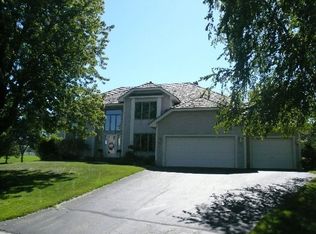 10617 Purdey Rd, Eden Prairie, MN 55347