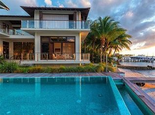 7 Harbor Point, Key Biscayne, FL 33149