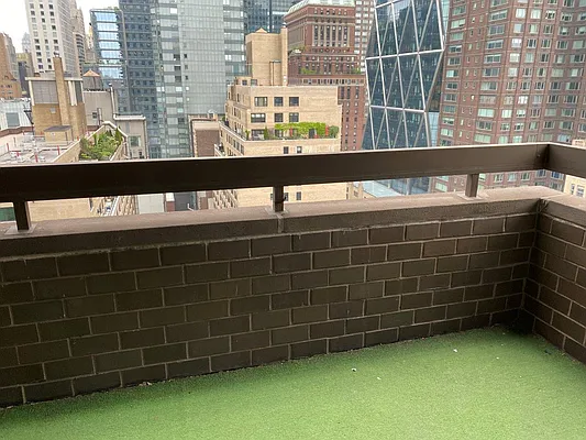 Rented by Realty Group International | media 3