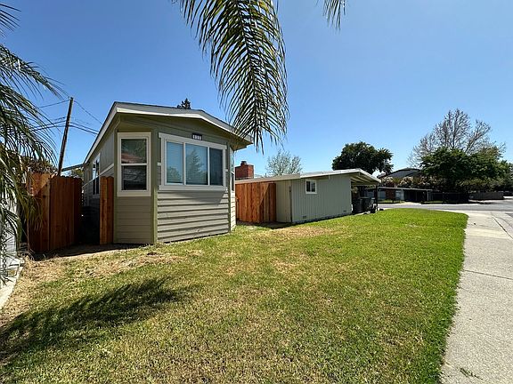 3rd image of 830 Fremont Blvd #830