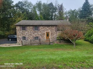 281 Wild Cherry Ln, Northumberland, PA 17857