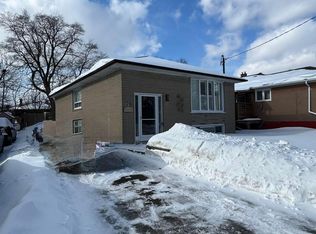 70 Sophia Dr, Toronto, ON M1H1Z5