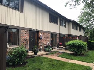 7348 Winthrop Way UNIT 8, Downers Grove, IL 60516