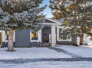 33 NW Sunhurst Cres SE, Calgary, AB T2X1W5
