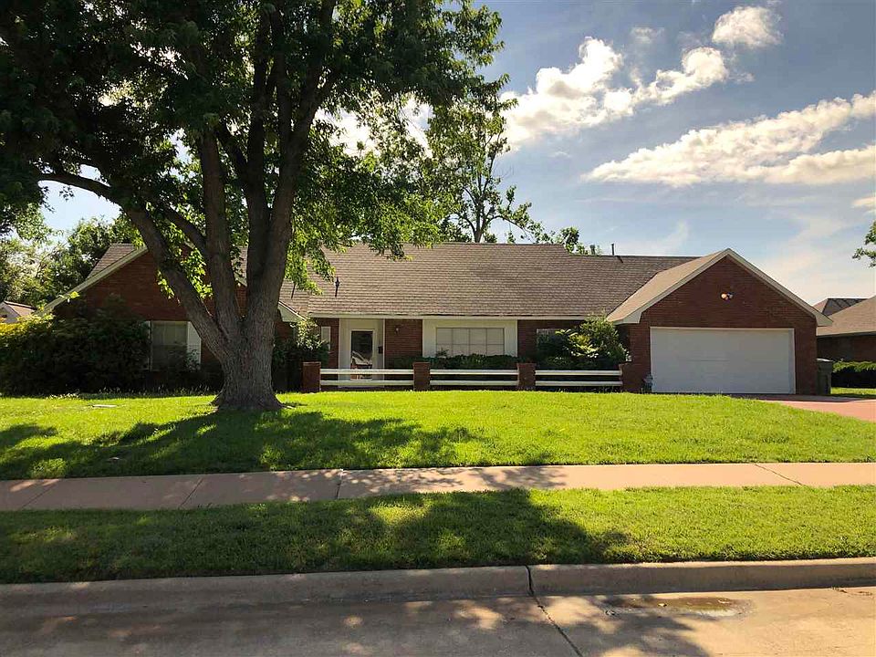 1st image of 1116 NW Becontree Dr