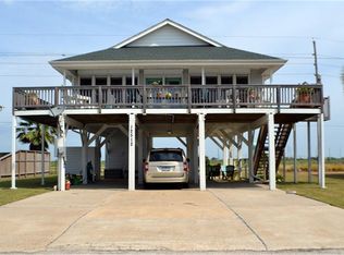 12512 E Ventura Dr, Galveston, TX 77554