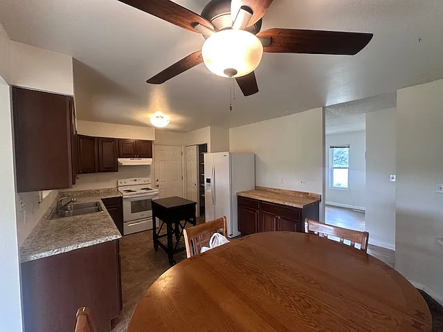 2300 Cotswold Ct — Photo 7