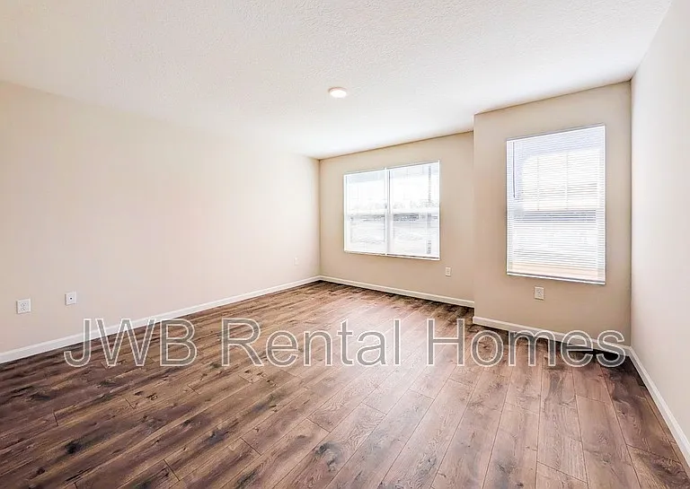 1278 Easter St #1 — Photo 5
