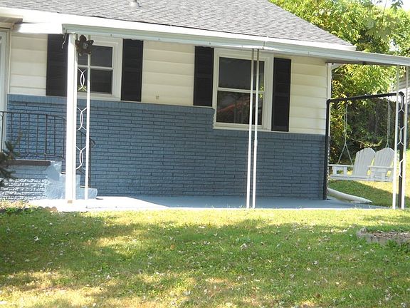 3rd image of 1417 Crocus Ln