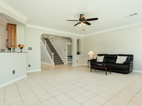 4th image of 3931 Hanberry Ln