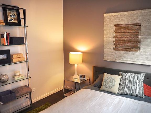 4th image of 5411 N Winthrop Ave APT 312