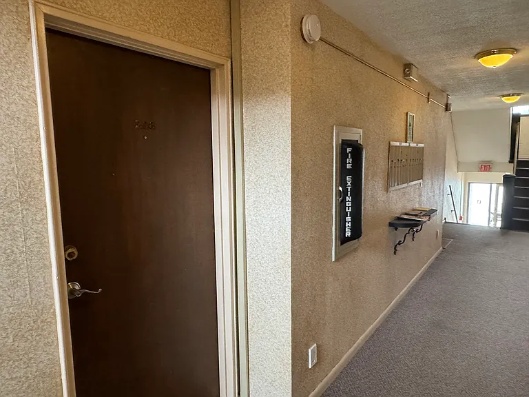 460B Liberty St #208 — Photo 24