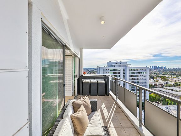 5th image of 1155 N La Cienega Blvd #12th