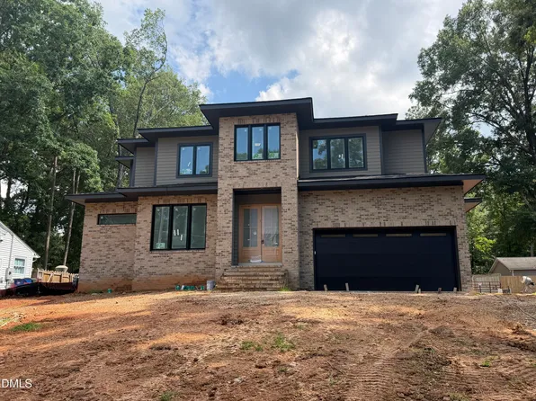 528 Barksdale Dr, Raleigh, NC 27604