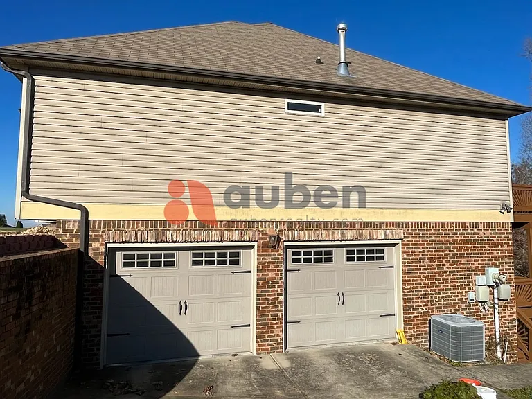 7302 Klingler Ln — Photo 22