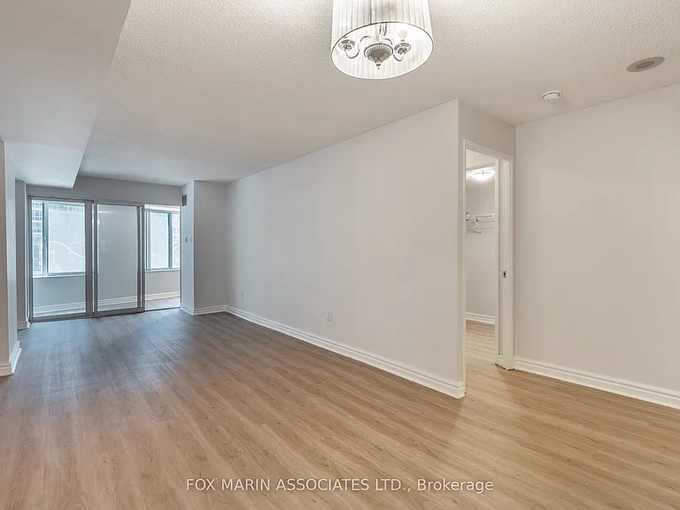 33 University Ave #303 — Photo 1
