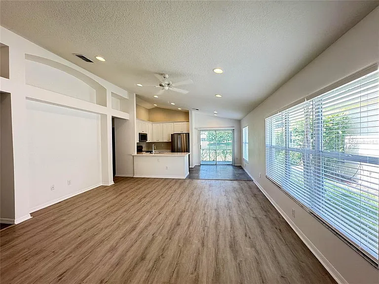 23741 Coral Ridge Ln — Photo 3