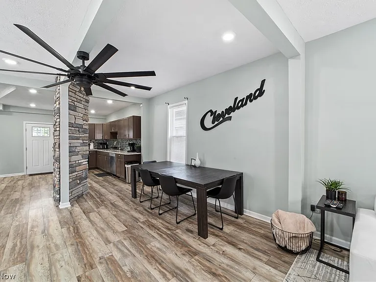 3251 Marvin Ave — Photo 8