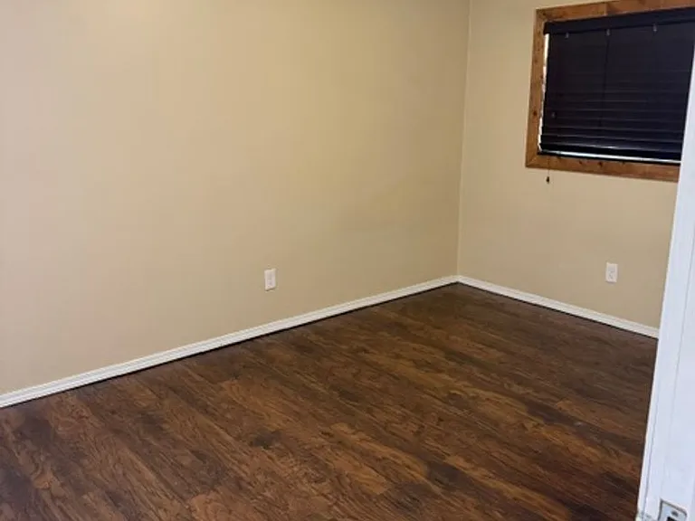 2913 N Mann Dr — Photo 11