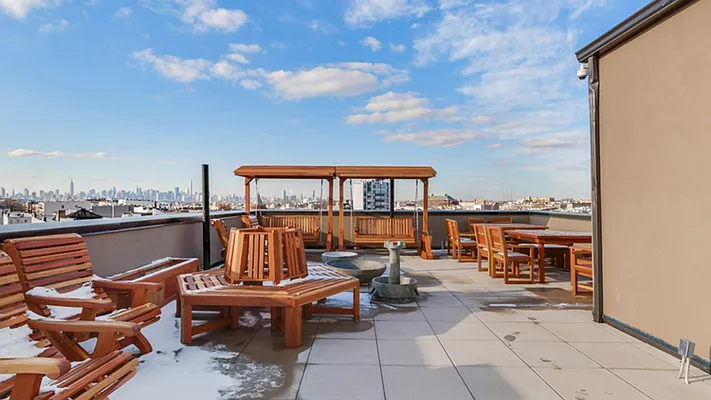 Rented by Nooklyn NYC LLC | media 42