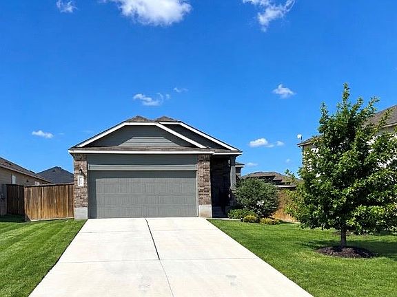 2nd image of 105 Pottersville Ln