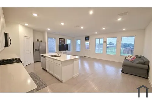 2021 Brackett Pond Rd Photo 1