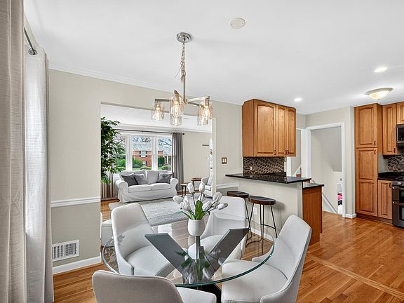 5th image of 3816 Bevan Dr