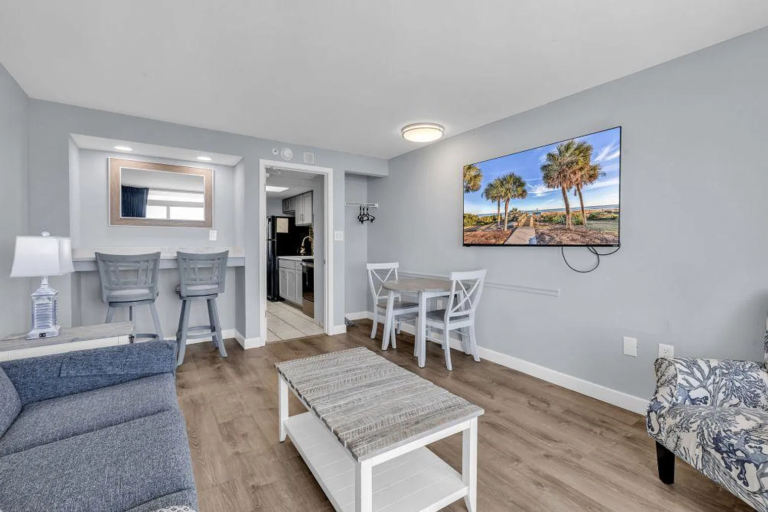 1 bed, 1.0 bath, 527 sqft, $2,522 — Photo 4