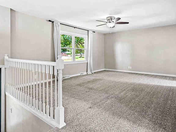 4th image of 8212 Elm Ave