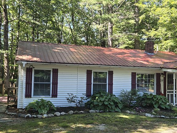 2nd image of 32 Middle Ridge Road