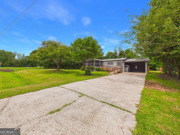3rd image of 103 New Castle Dr