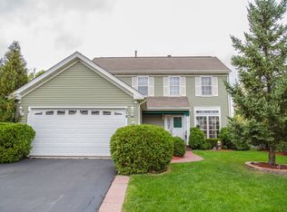 278 S Wildspring Rd, Round Lake, IL 60073