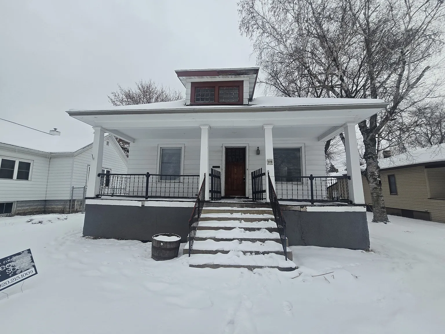 319 S Maple Ave - 1 — Photo 2