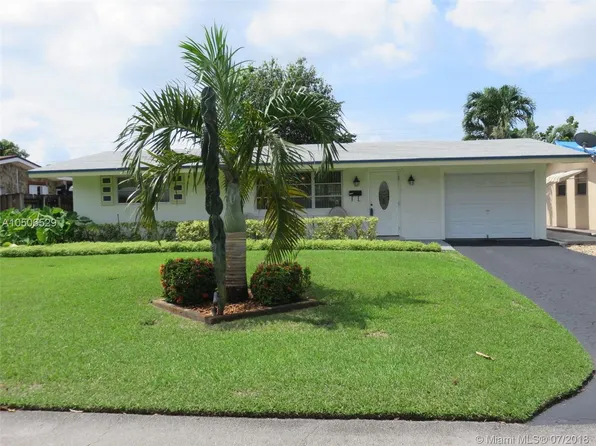 7790 NW 15th St, Pembroke Pines, FL 33024