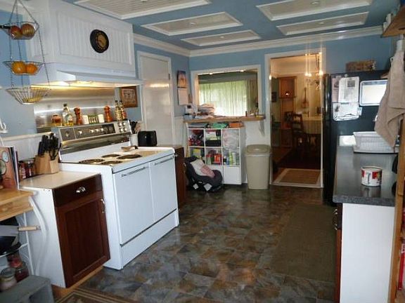 4th image of 3504 NE 53rd St