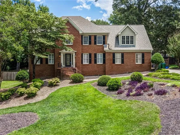 1885 Vintage Dr, Snellville, GA 30078