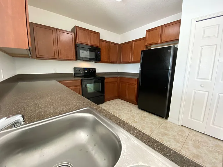 3510 Yacht Club Ct — Photo 3