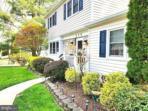 2nd image of 416 Hillcrest Dr
