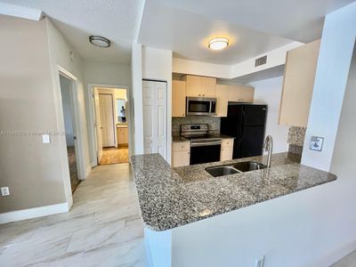 2490 Centergate Dr APT 203, Hollywood, FL, 33025