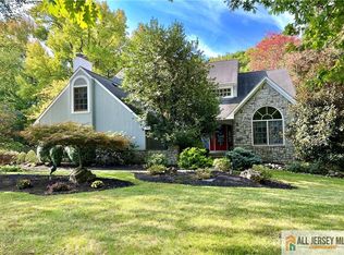 87 King St, Edison, NJ 08820