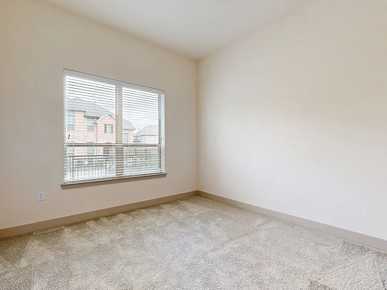 The Flats at Palisades — Photo 81