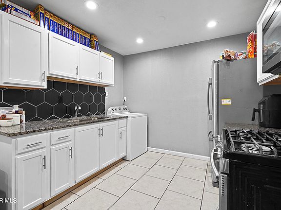 4th image of 8043 Algerita Ct