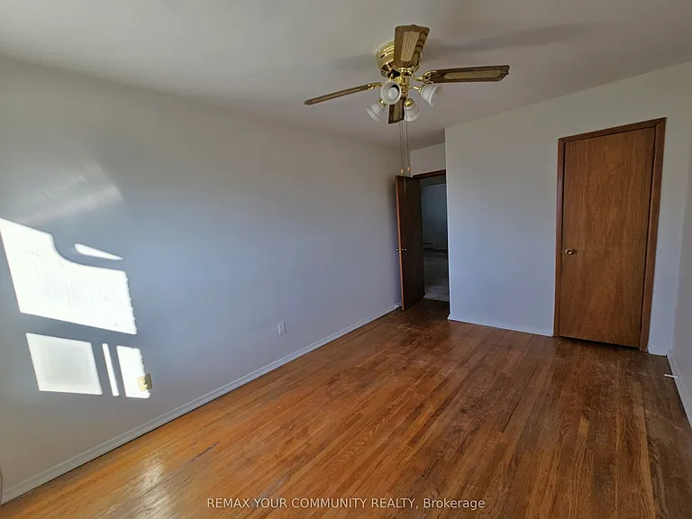 423 Pharmacy Ave #5 — Photo 9
